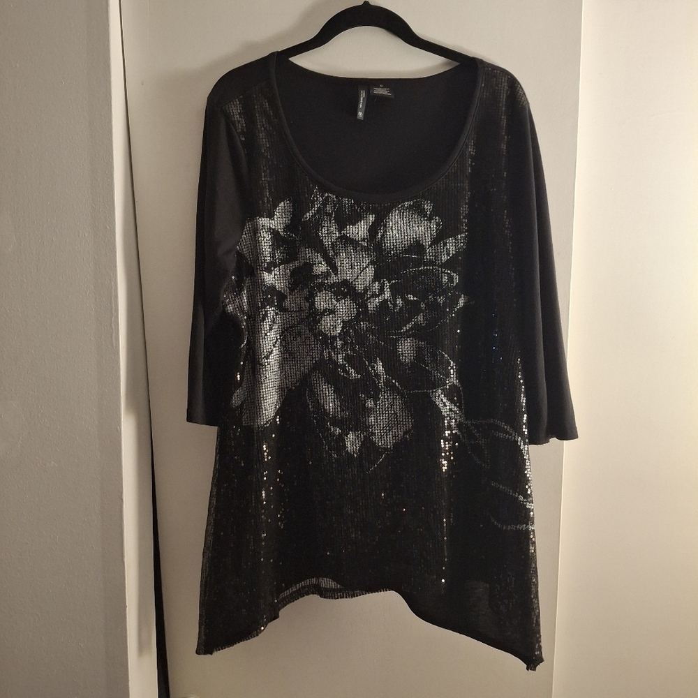 New Directions Black Sequin Floral Women's Top